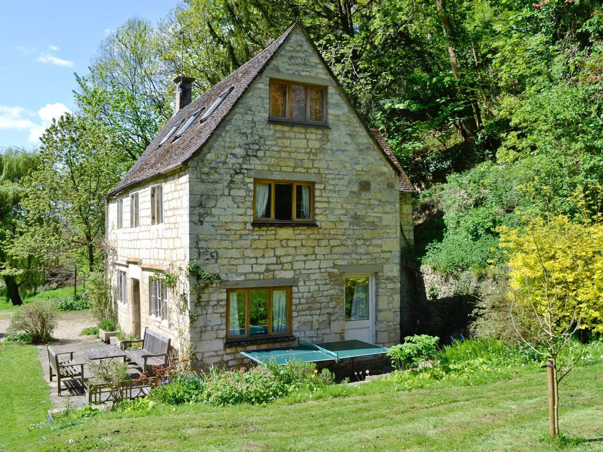 Driftcombe Farmhouse Bisley  Zewnętrze zdjęcie